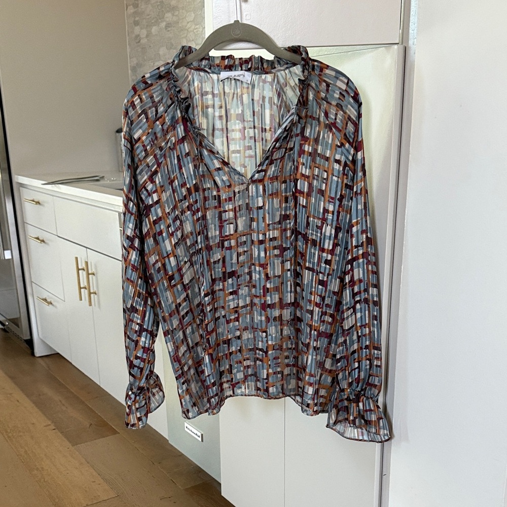 Chic Multicolor Patterned Blouse - image 1